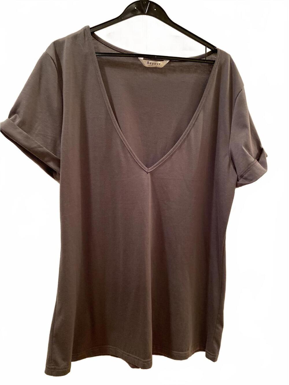 Beyove Women's V-Neck Short Sleeve T-Shirt Large